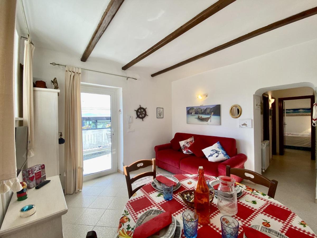 Holidaycasa Mike - Con Terrazzo Vista Mare Sperlonga Luaran gambar
