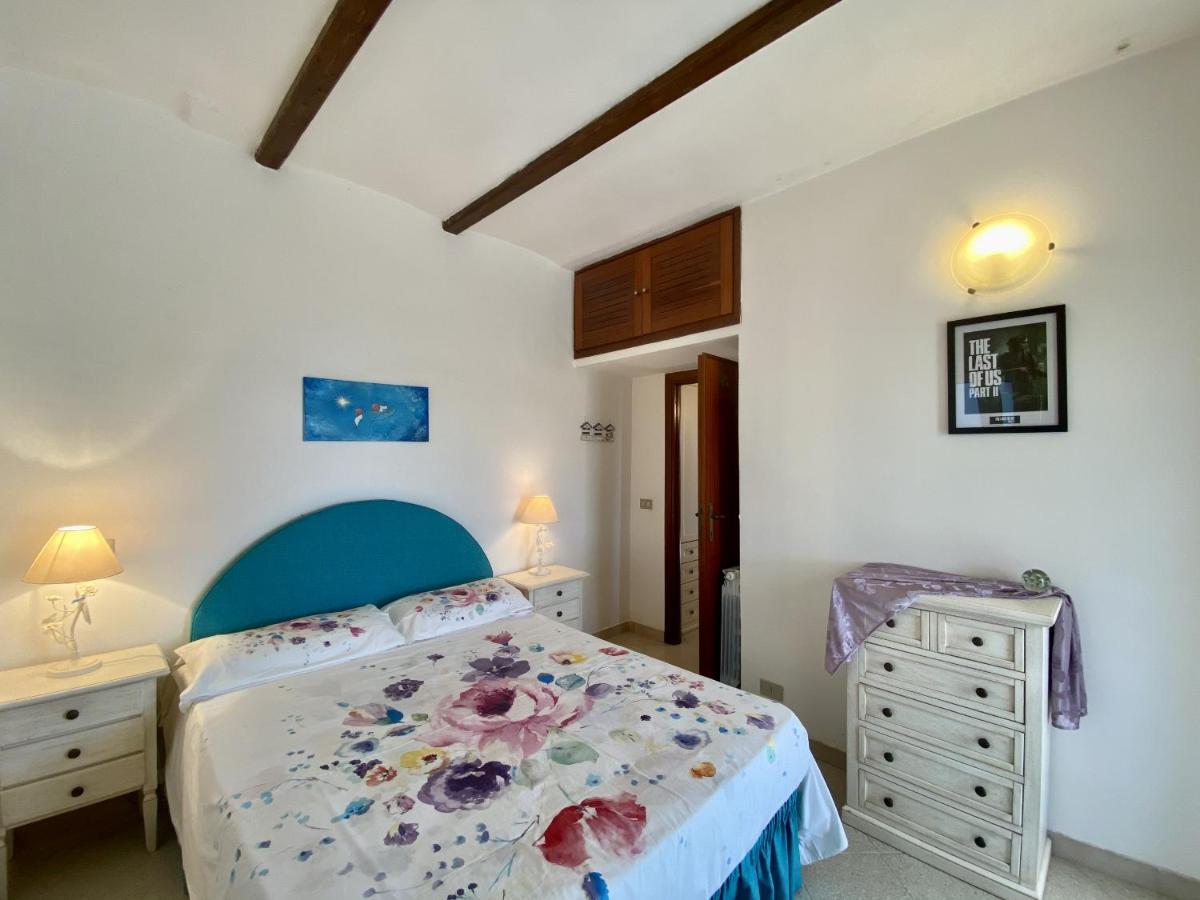 Holidaycasa Mike - Con Terrazzo Vista Mare Sperlonga Luaran gambar