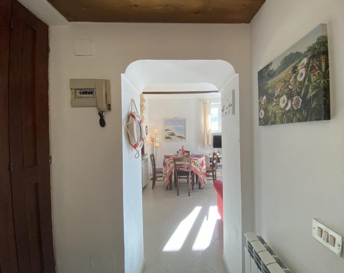Holidaycasa Mike - Con Terrazzo Vista Mare Sperlonga Luaran gambar