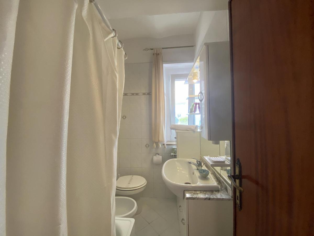 Holidaycasa Mike - Con Terrazzo Vista Mare Sperlonga Luaran gambar