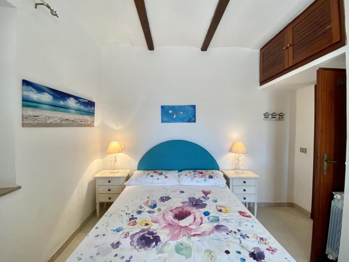 Holidaycasa Mike - Con Terrazzo Vista Mare Sperlonga Luaran gambar