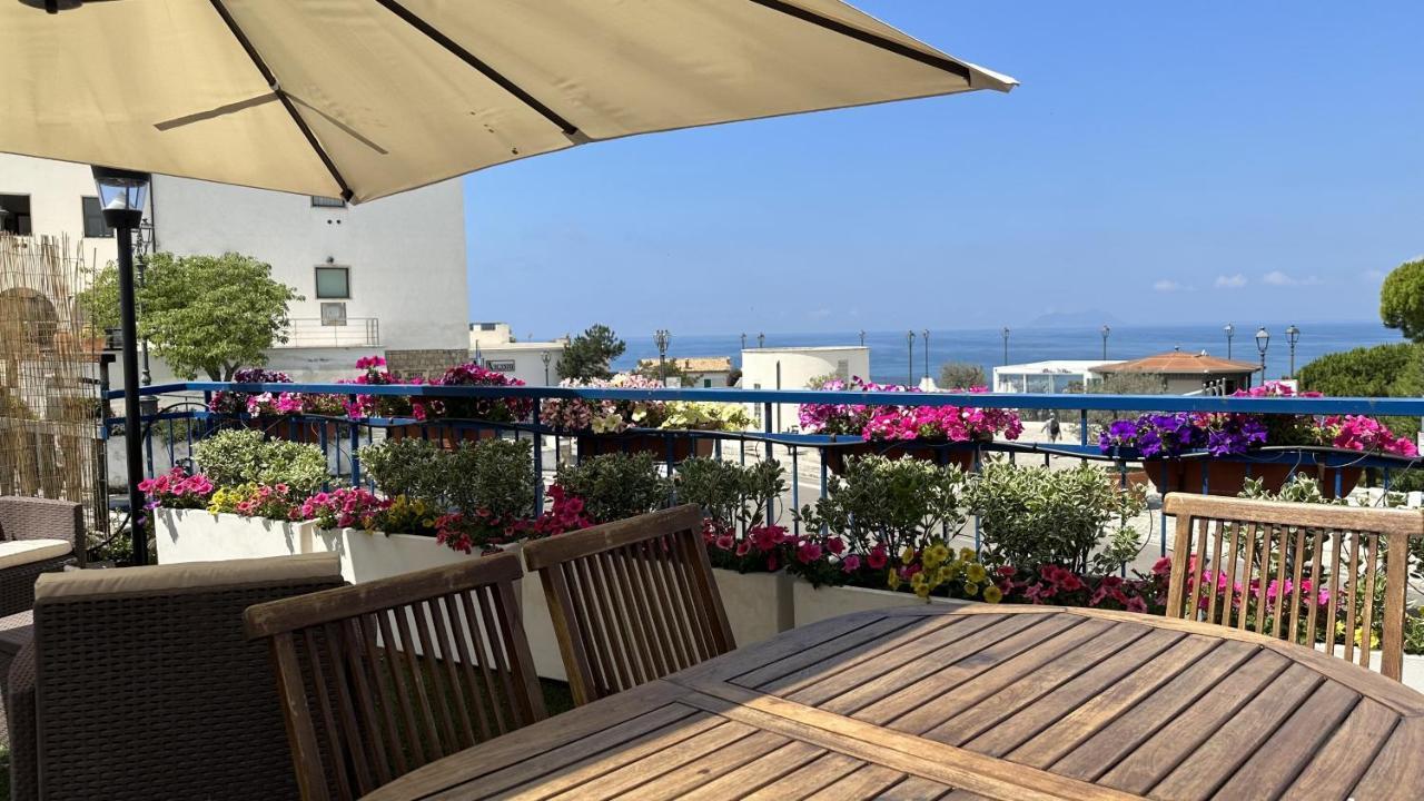 Holidaycasa Mike - Con Terrazzo Vista Mare Sperlonga Luaran gambar